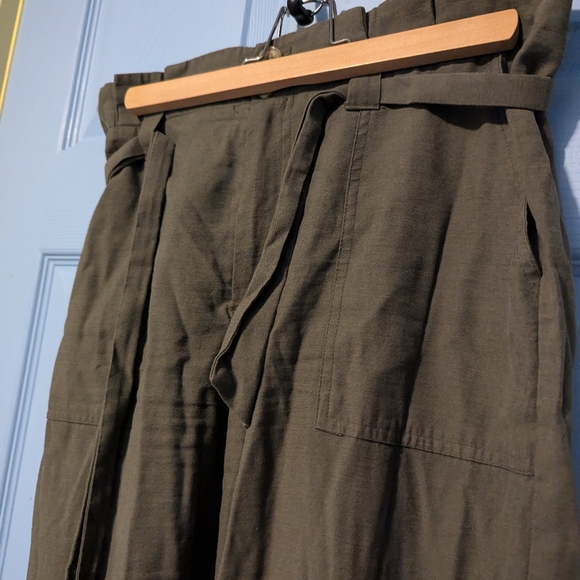 Capri pants - Picture 3 of 4
